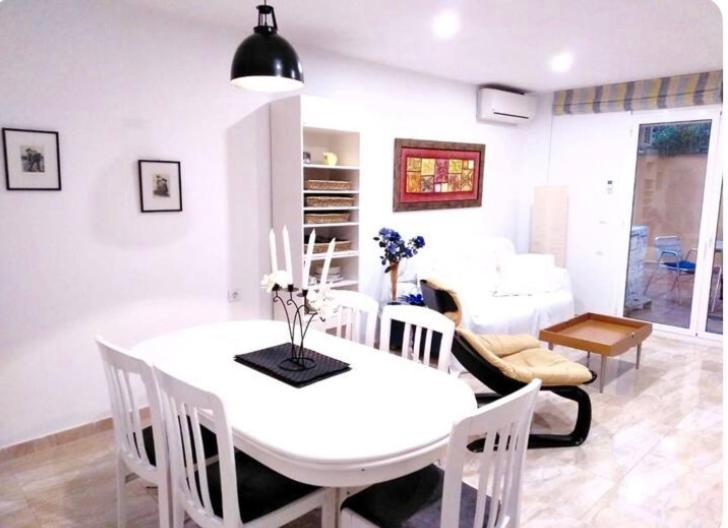 Warm Apartment - Lleida Extérieur photo